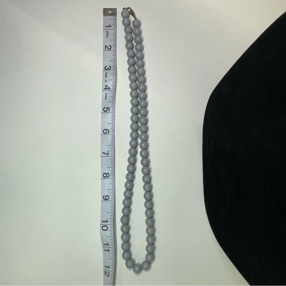 Vintage 1980s Gray Beaded Necklace
